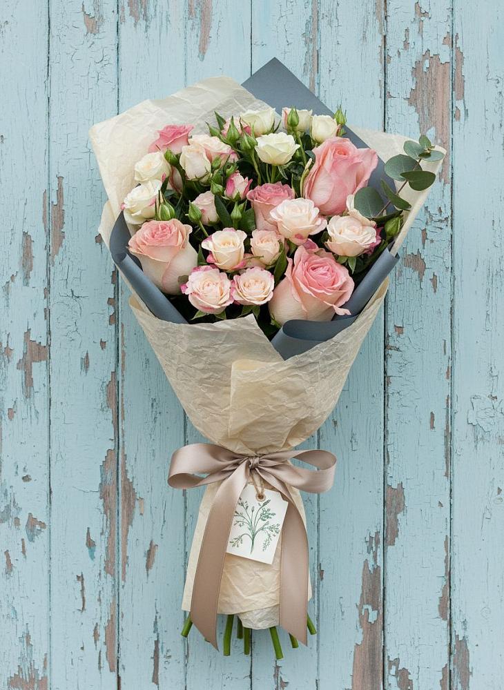 Букет цветов из: Розы в Снежинске