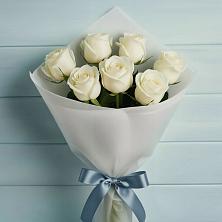 Букет 7 Белых роз Эдлесс Лав в Снежинске