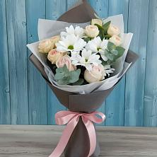 Букет цветов из:  Хризантемы и Розы в Снежинске