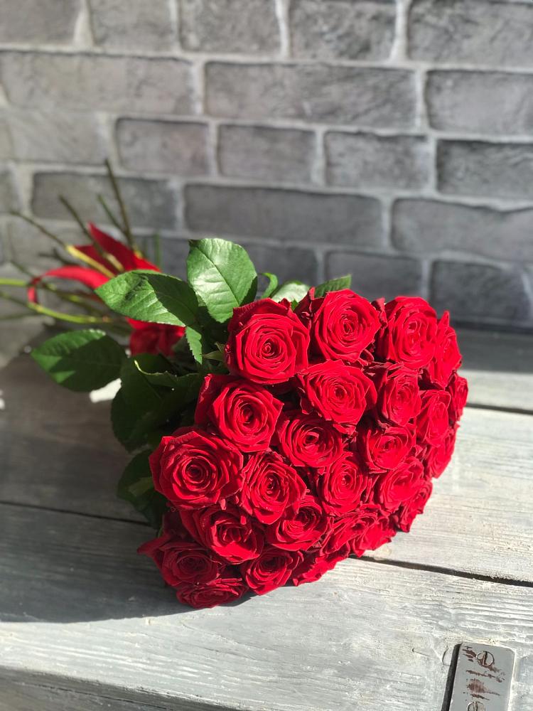 Букет Красные розы Фридом в Снежинске