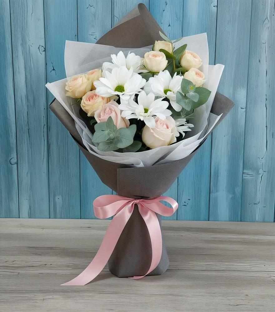 Букет цветов из: Хризантемы и Розы в Снежинске