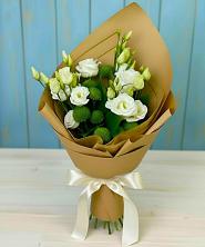 Букет цветов из:  Хризантемы и Лизиантусы в Снежинске