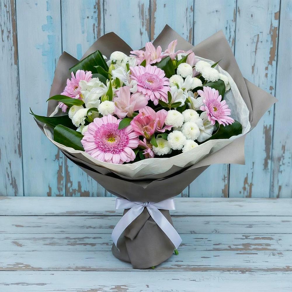 Букет цветов из: Герберы, Альстромерии и Хризантемы в Снежинске