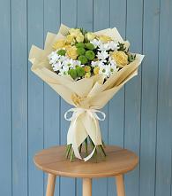 Букет цветов из:  Хризантемы и Розы в Снежинске