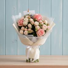 Букет цветов из:  Розы в Снежинске